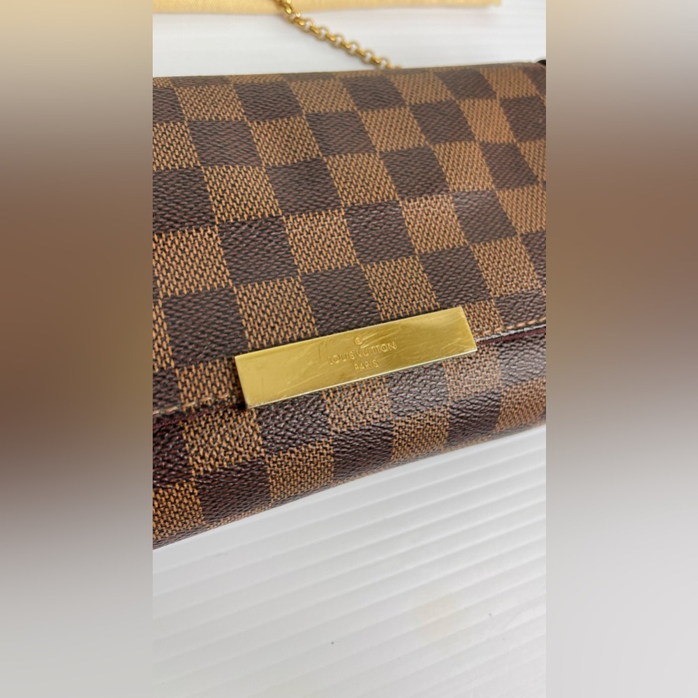 Authentic Louis Vuitton Favorite PM Damier Ebene Crossbody Clutch Purse Handbag - Picture 6 of 16